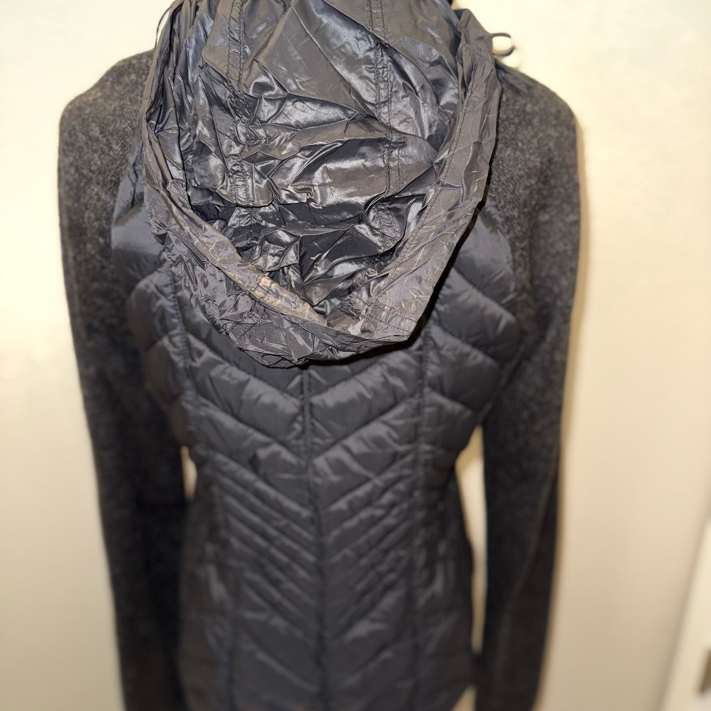 EXP Core Cold Weather Workout Jacket - image 4